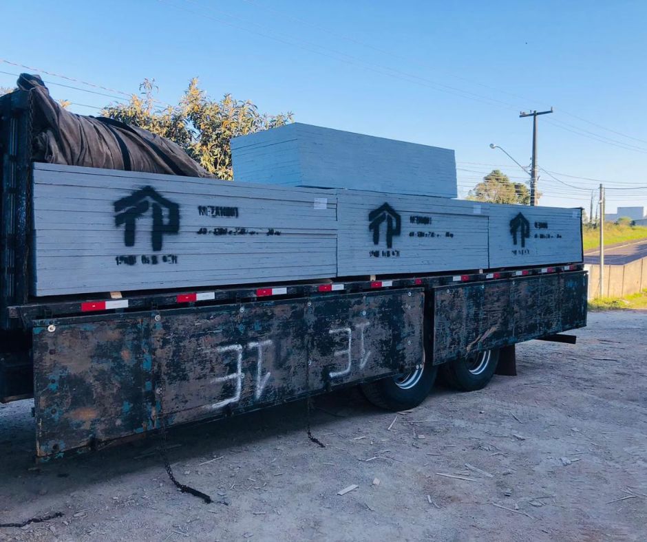 Instalação de Painel Wall em mezanino