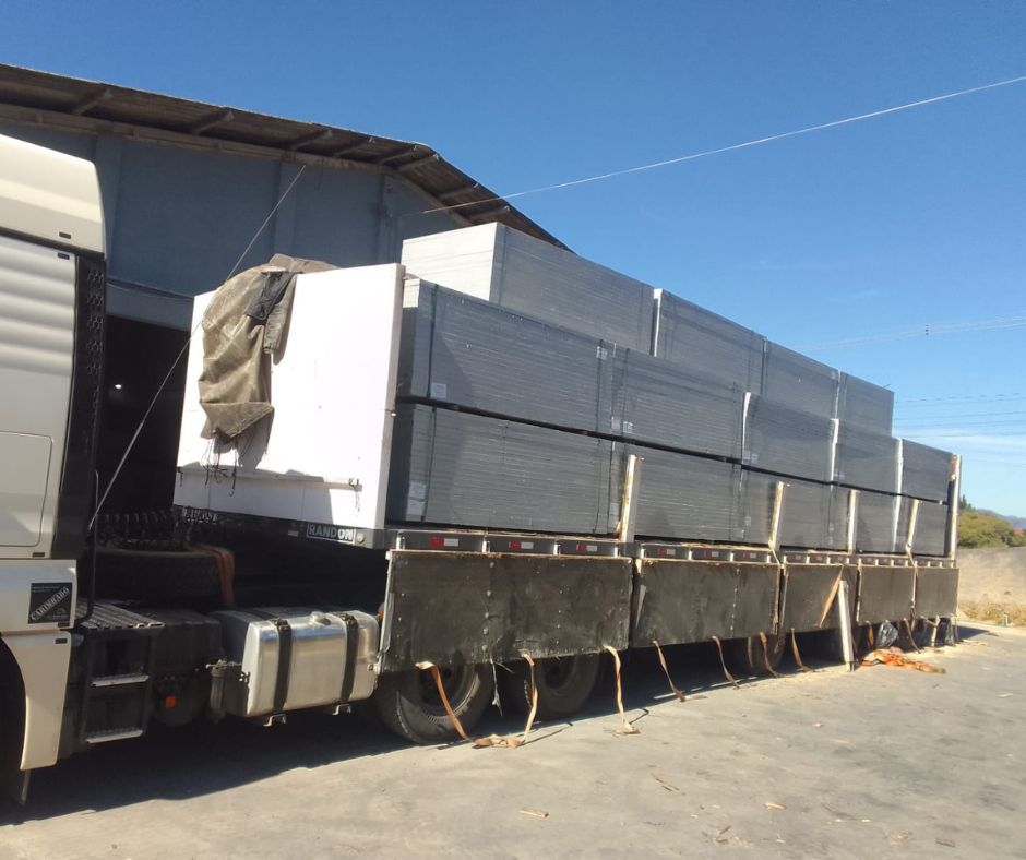 Instalação de Painel Wall em mezanino